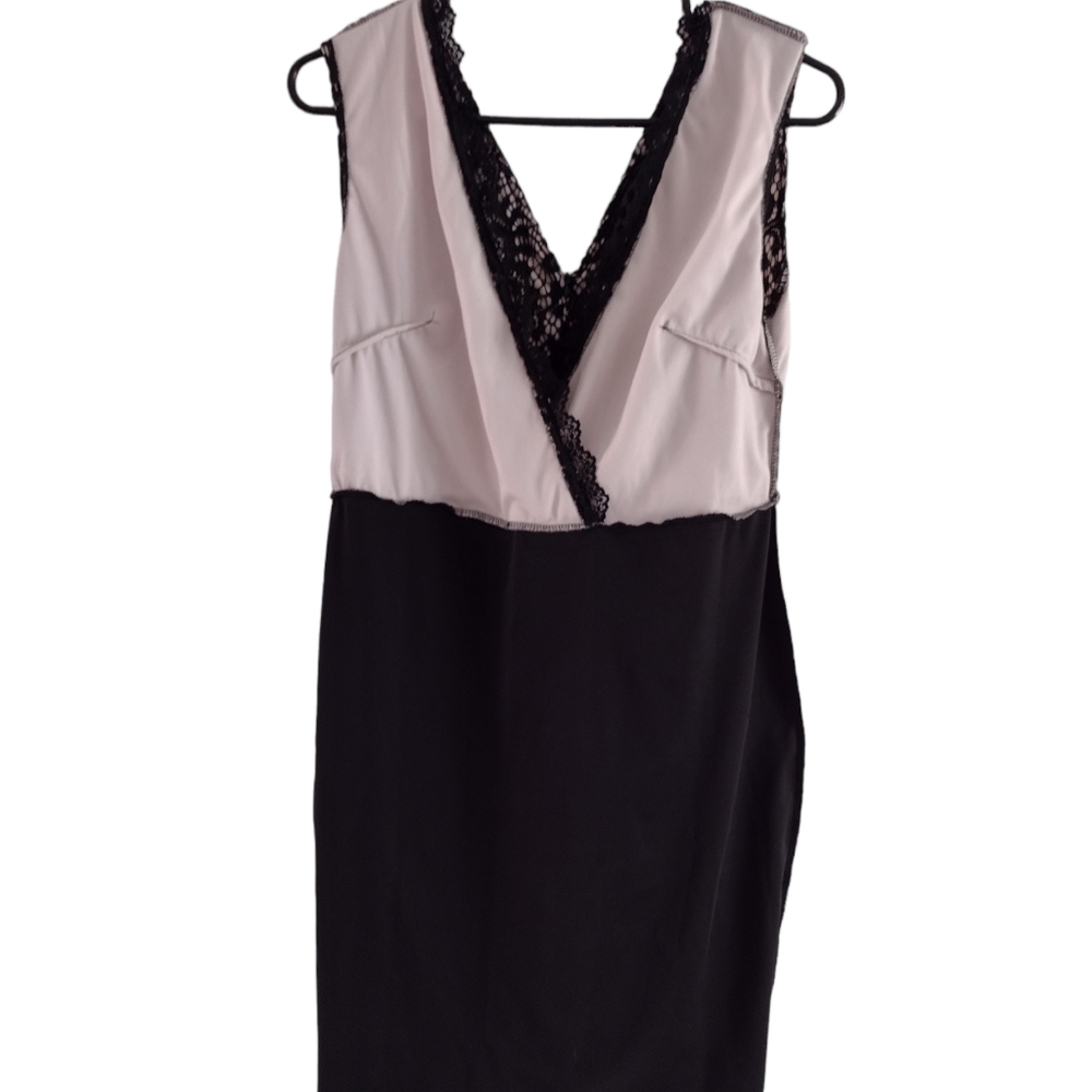 CBR Exclusive Selection sleeveless zip back black dress. Lace top NWT. L… - Picture 11 of 12